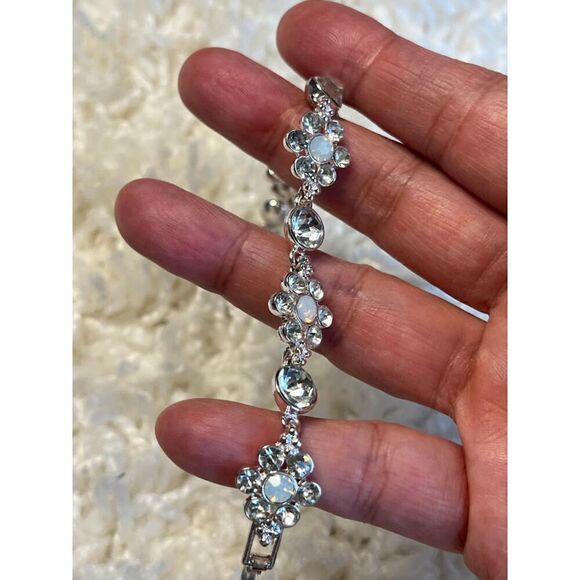 Napier Silver Art Deco Edwardian Victorian Cluster Crystal Rhinestone Bracelet - Picture 3 of 7